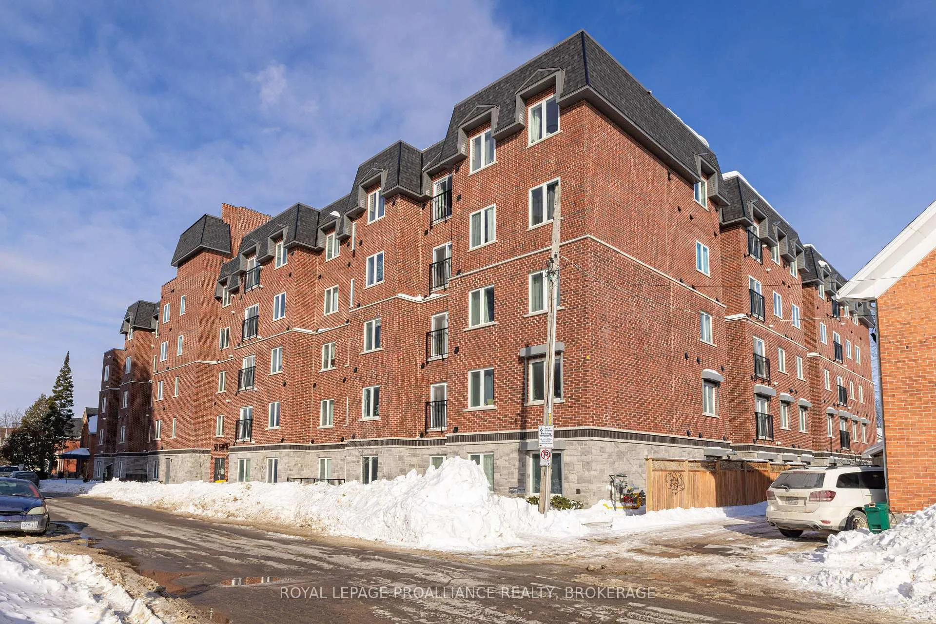 Photo 1 of Unit 113, 501 Frontenac Street, Kingston, East of Sir John A. Blvd — HOMEH