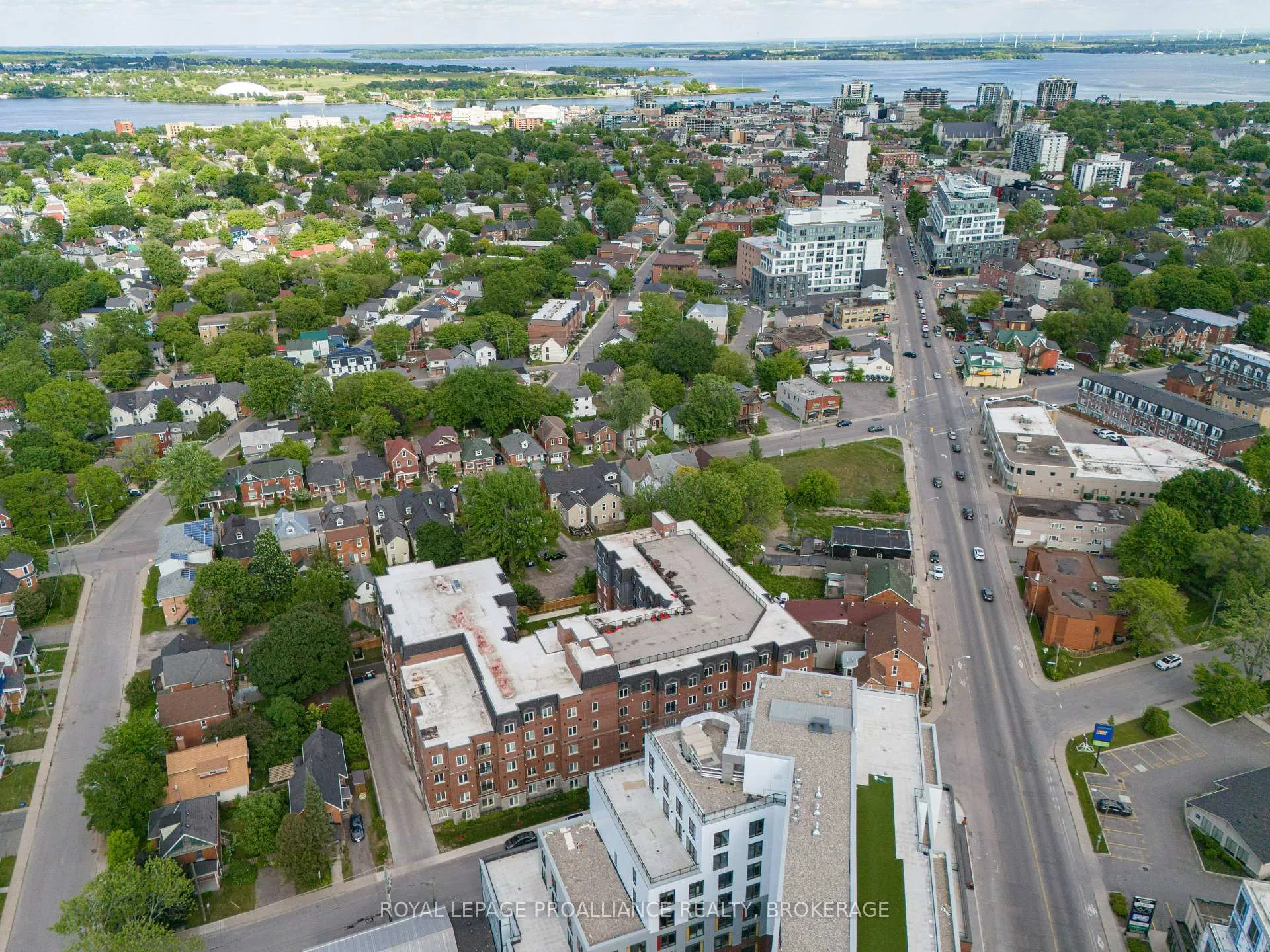 Photo 24 of Unit 113, 501 Frontenac Street, Kingston, East of Sir John A. Blvd — HOMEH