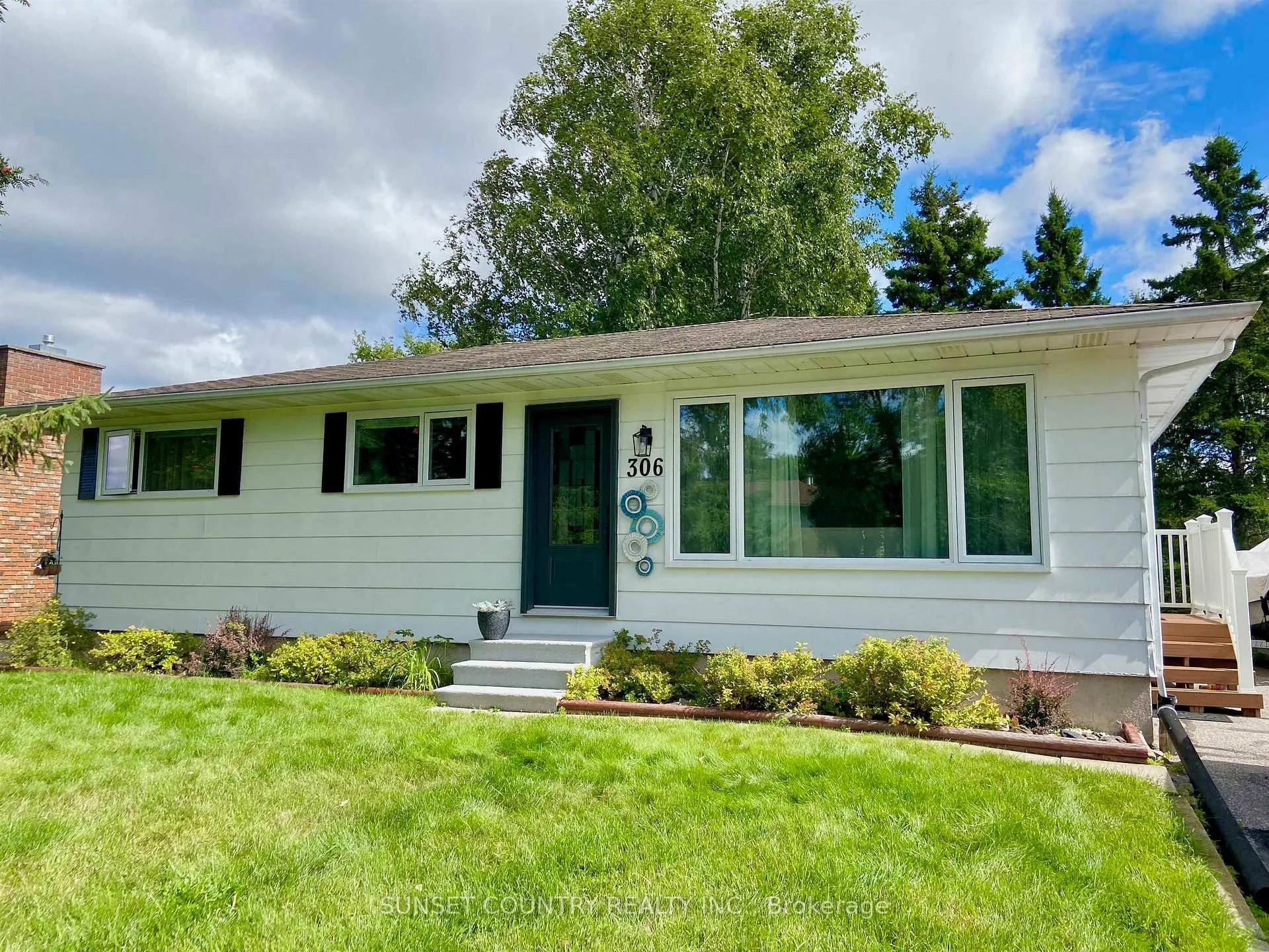 Photo 27 of 306 Wilde Street, Dryden, Milestone — HOMEH