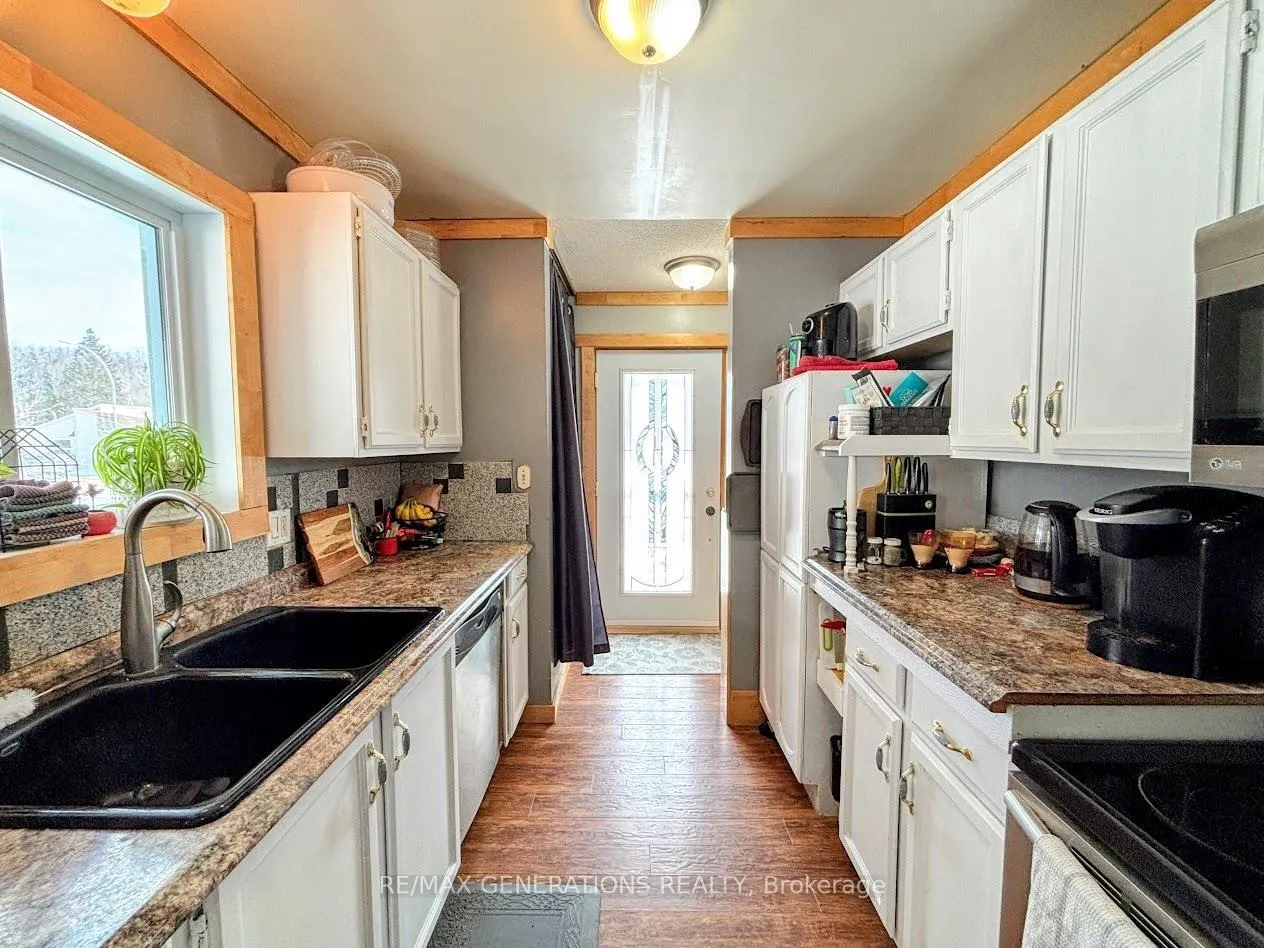 Photo 5 of 64 Hemlo Drive, Marathon — HOMEH