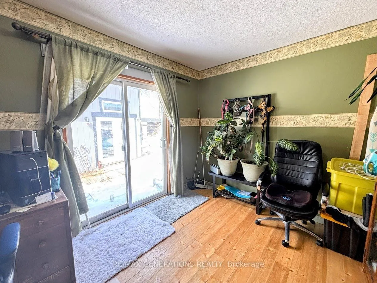 Photo 13 of 64 Hemlo Drive, Marathon — HOMEH