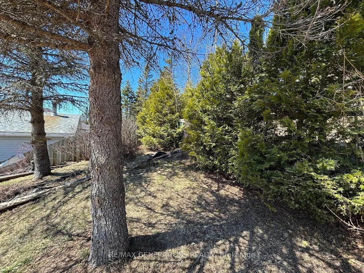 Photo 36 of 64 Hemlo Drive, Marathon — HOMEH