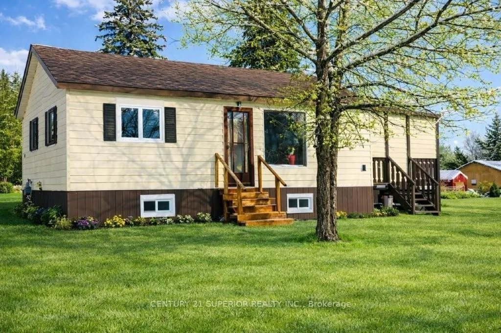 Photo 1 of 86 Front Street, Nipigon — HOMEH