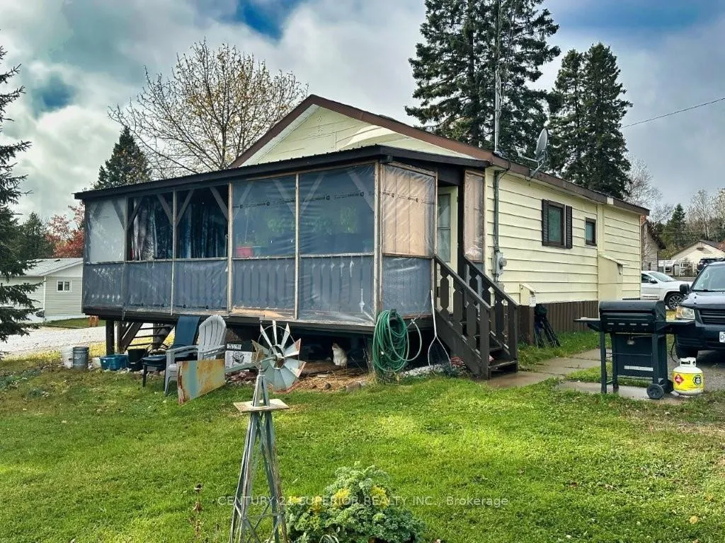 Photo 37 of 86 Front Street, Nipigon — HOMEH