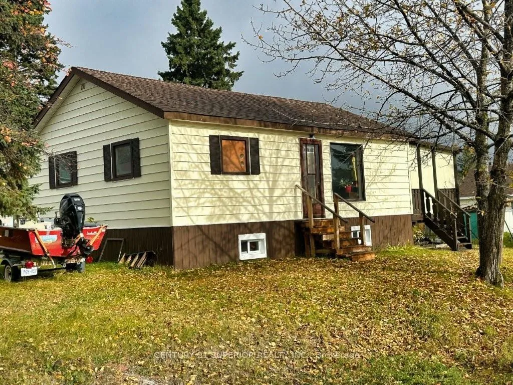 Photo 40 of 86 Front Street, Nipigon — HOMEH
