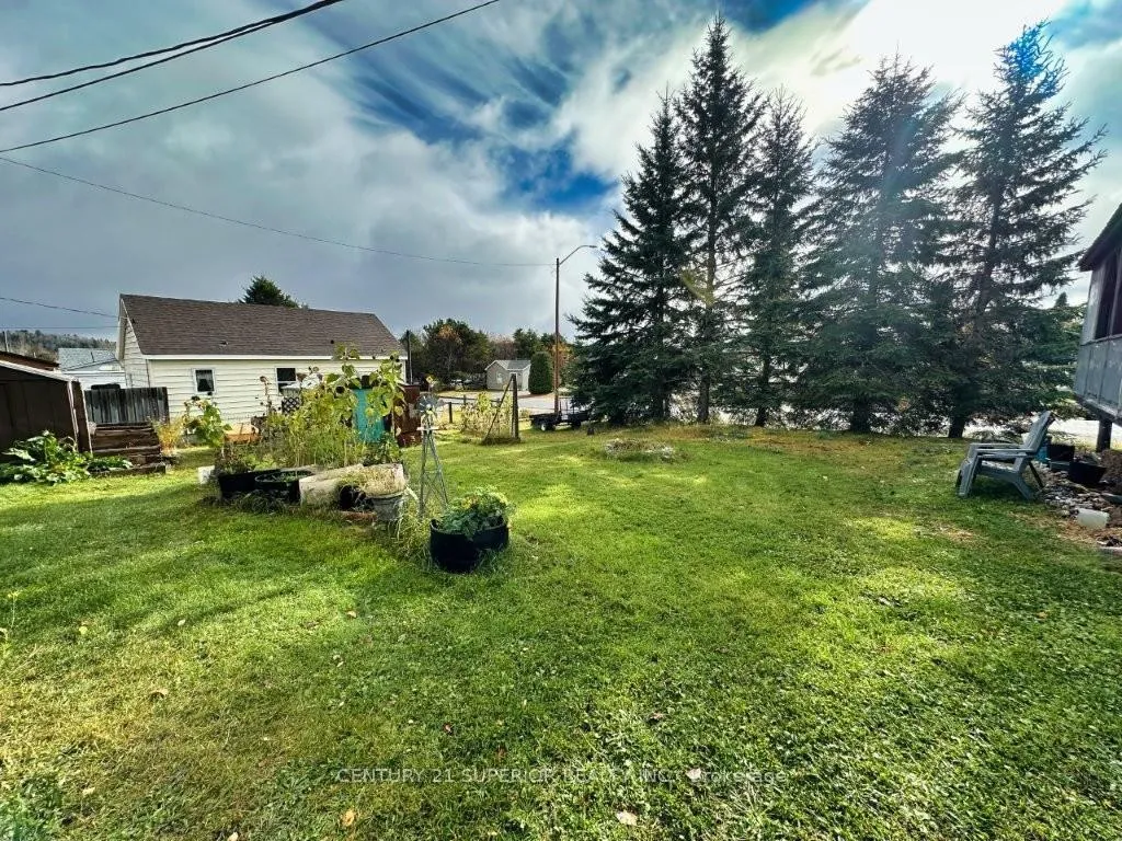 Photo 43 of 86 Front Street, Nipigon — HOMEH