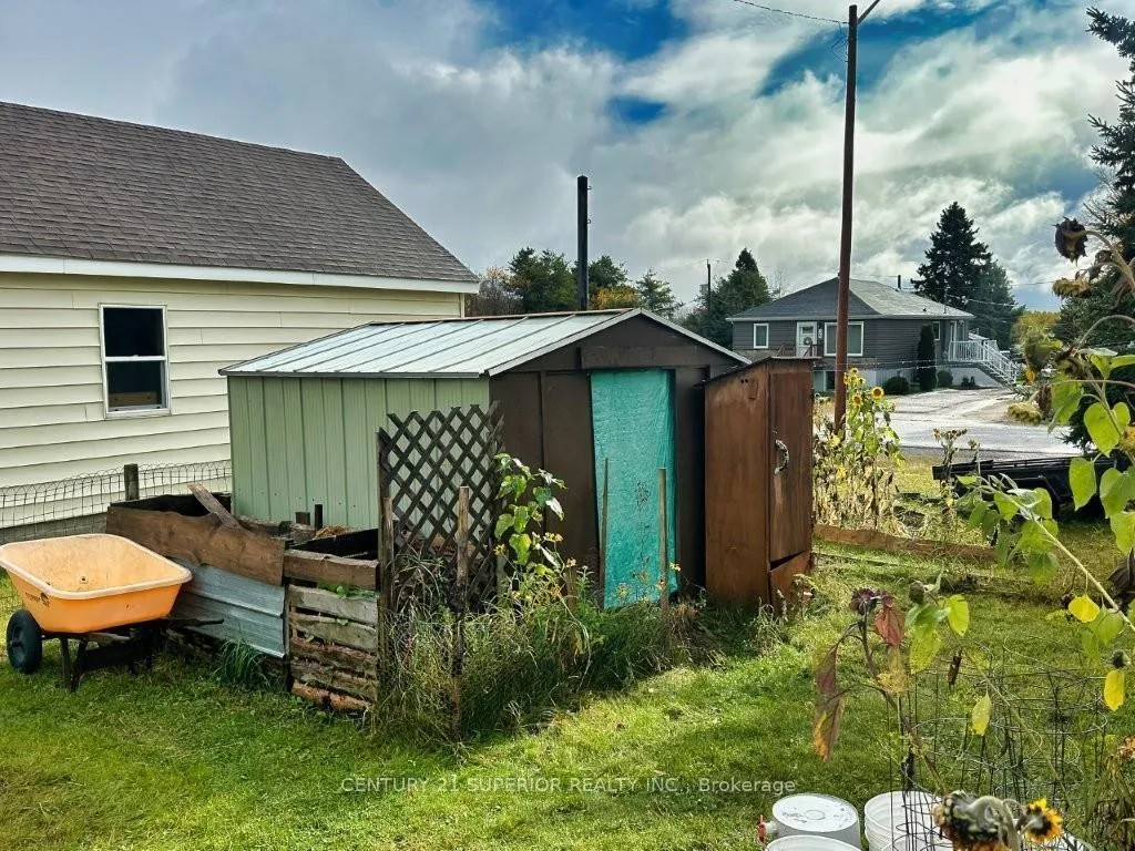 Photo 46 of 86 Front Street, Nipigon — HOMEH
