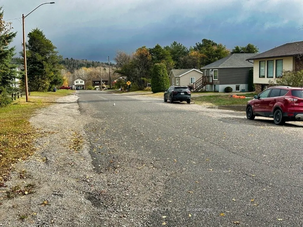 Photo 49 of 86 Front Street, Nipigon — HOMEH