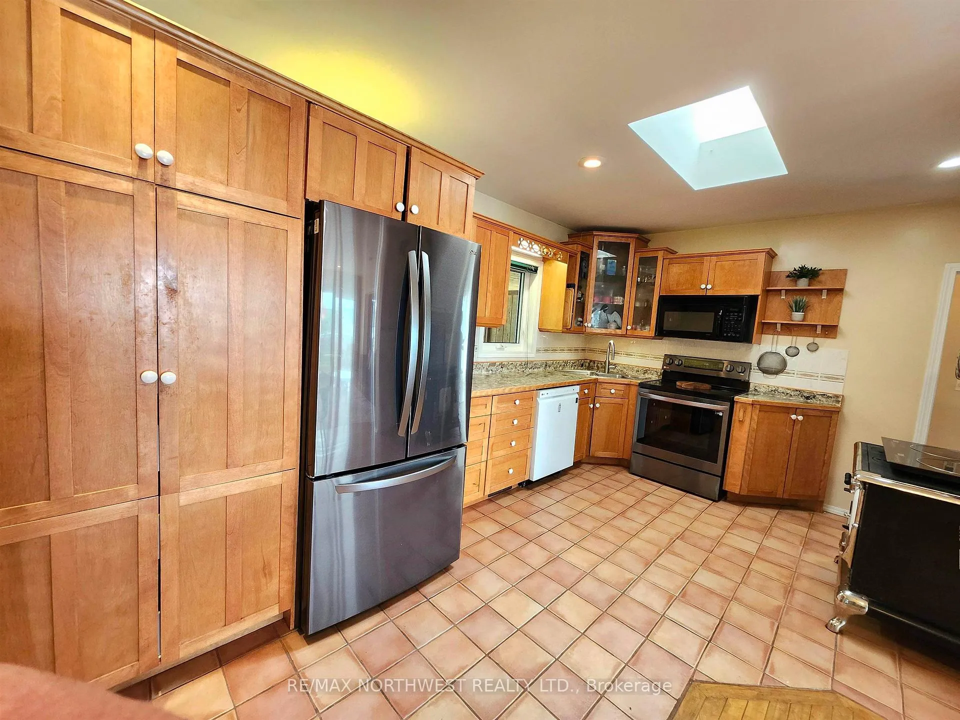 Photo 16 of 36C Duffus Road, Kenora, Keewatin — HOMEH