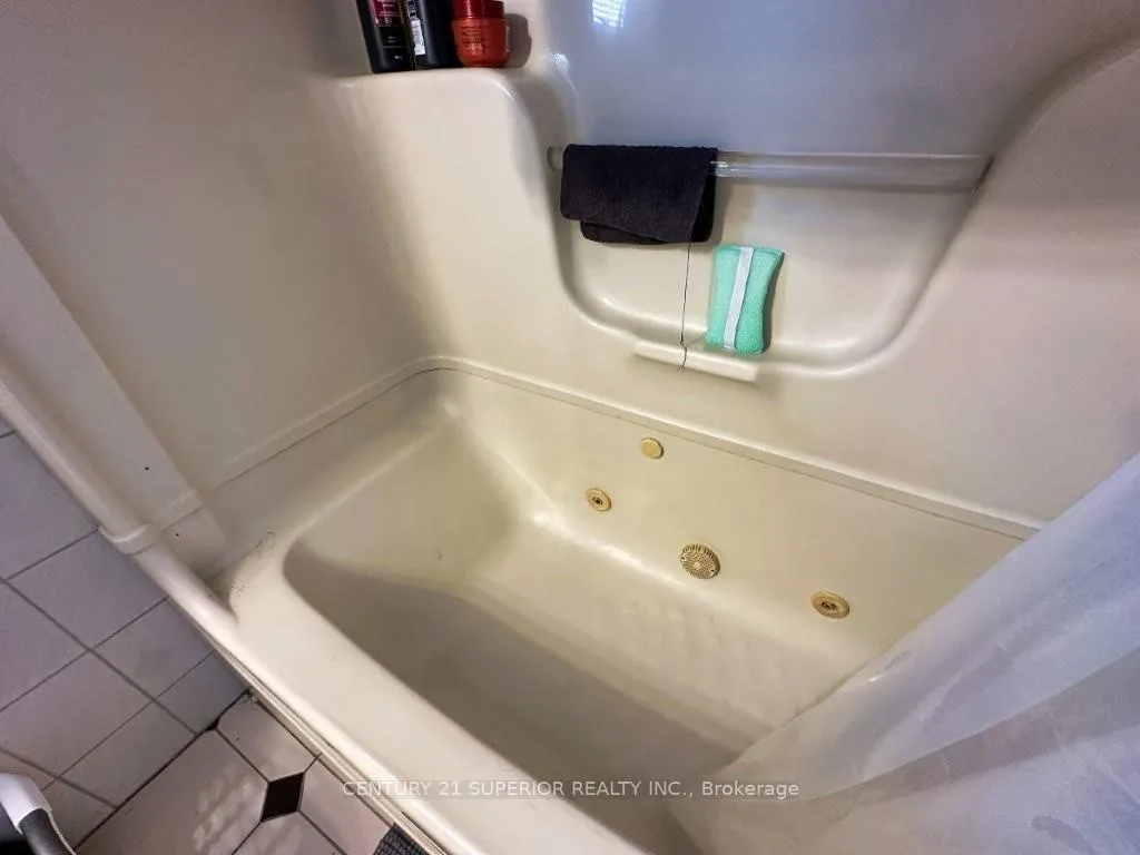 Photo 19 of 209 Walker Street, Schreiber — HOMEH