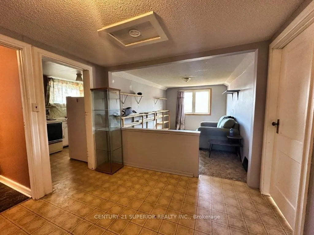 Photo 26 of 209 Walker Street, Schreiber — HOMEH