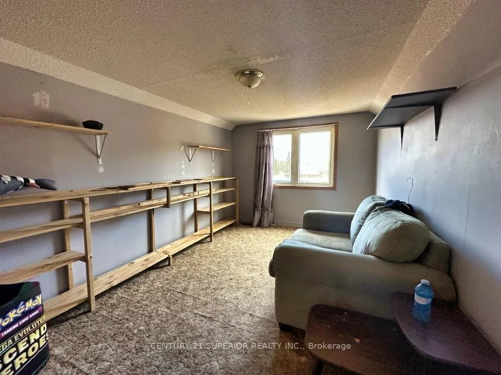 Photo 27 of 209 Walker Street, Schreiber — HOMEH