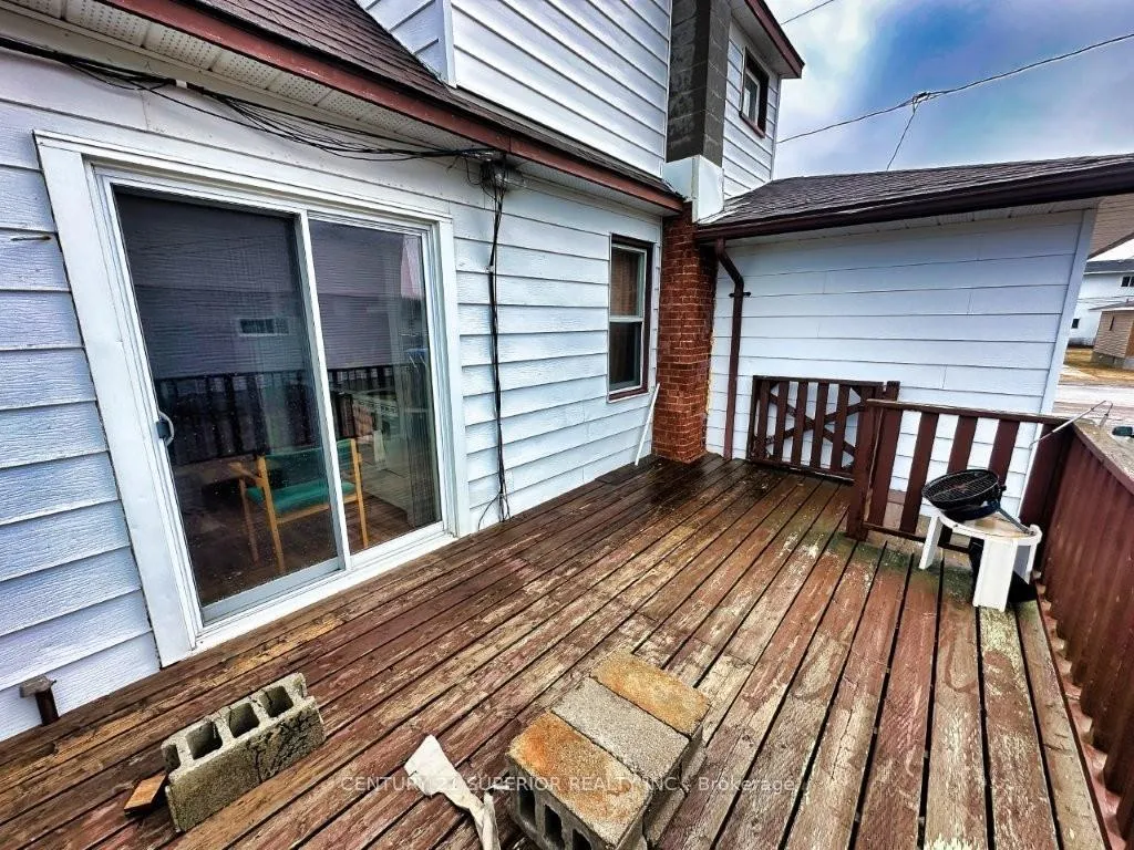 Photo 44 of 209 Walker Street, Schreiber — HOMEH