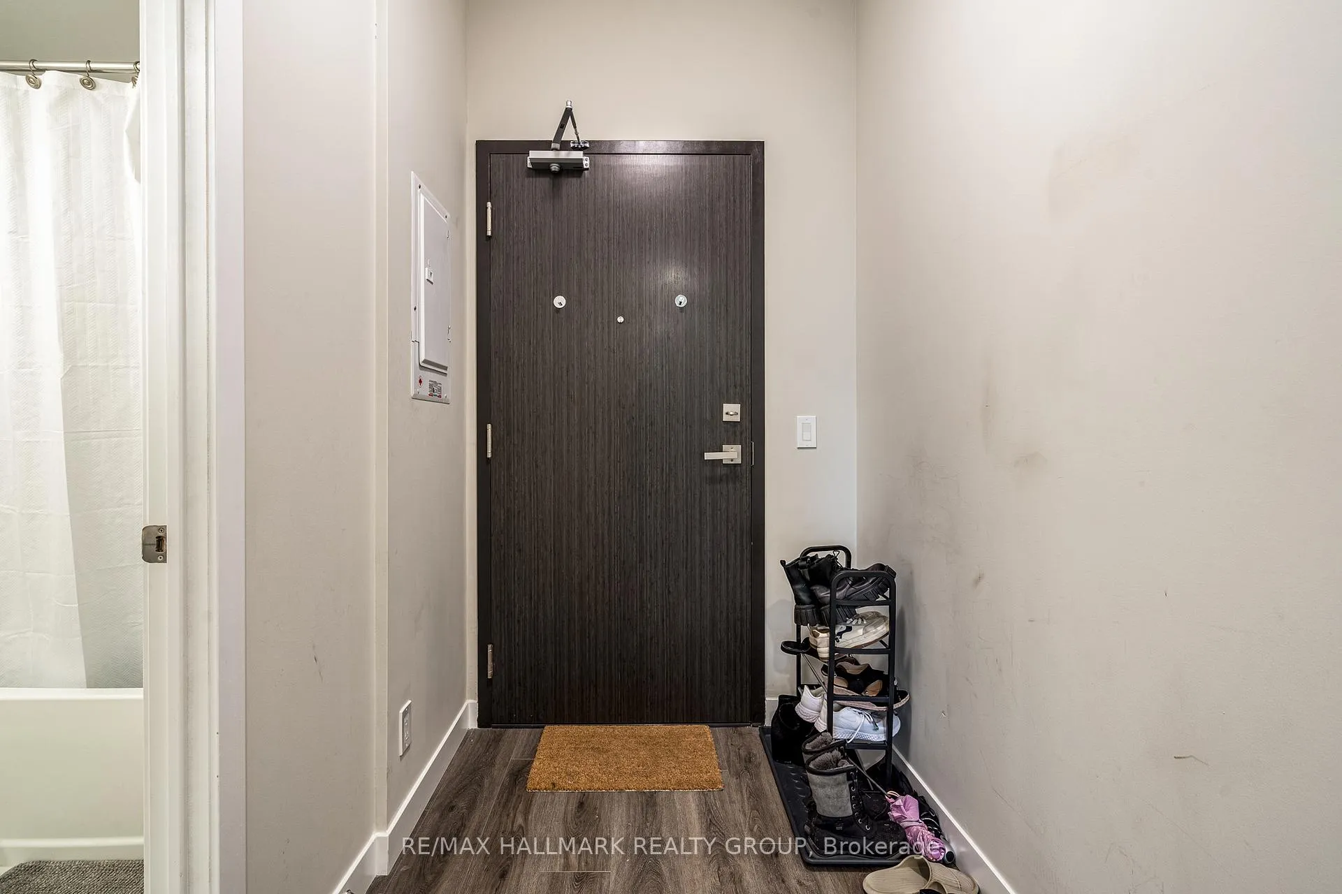 Photo 6 of Unit 1006, 15 Queen Street S, Hamilton, Central — HOMEH
