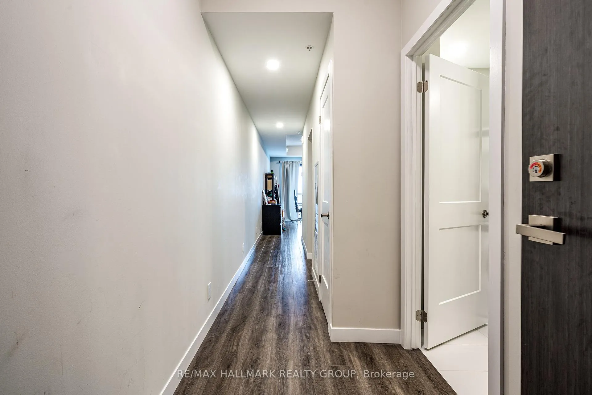Photo 7 of Unit 1006, 15 Queen Street S, Hamilton, Central — HOMEH