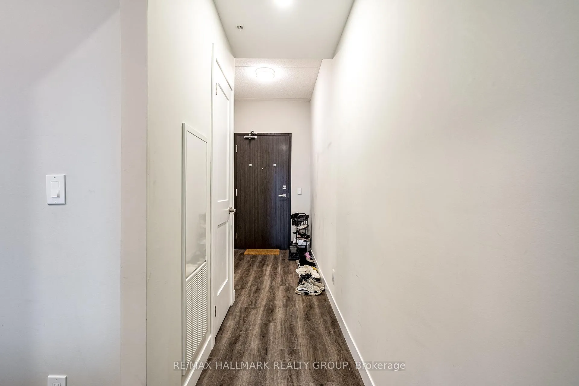 Photo 8 of Unit 1006, 15 Queen Street S, Hamilton, Central — HOMEH