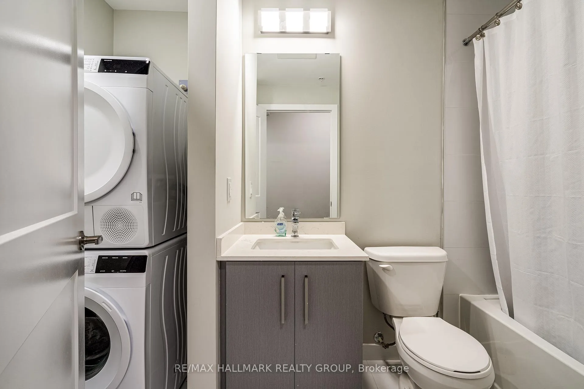 Photo 18 of Unit 1006, 15 Queen Street S, Hamilton, Central — HOMEH