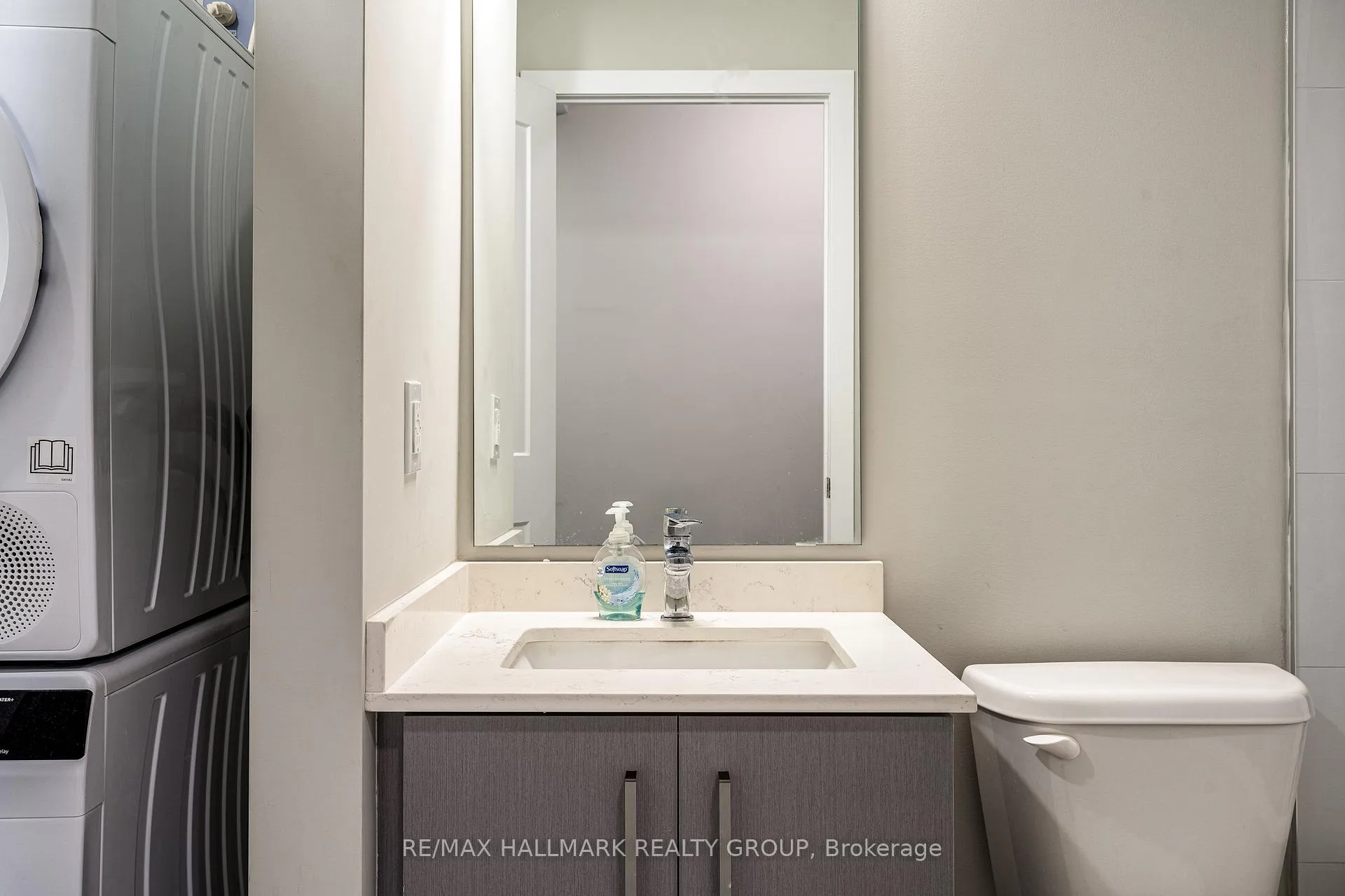 Photo 19 of Unit 1006, 15 Queen Street S, Hamilton, Central — HOMEH
