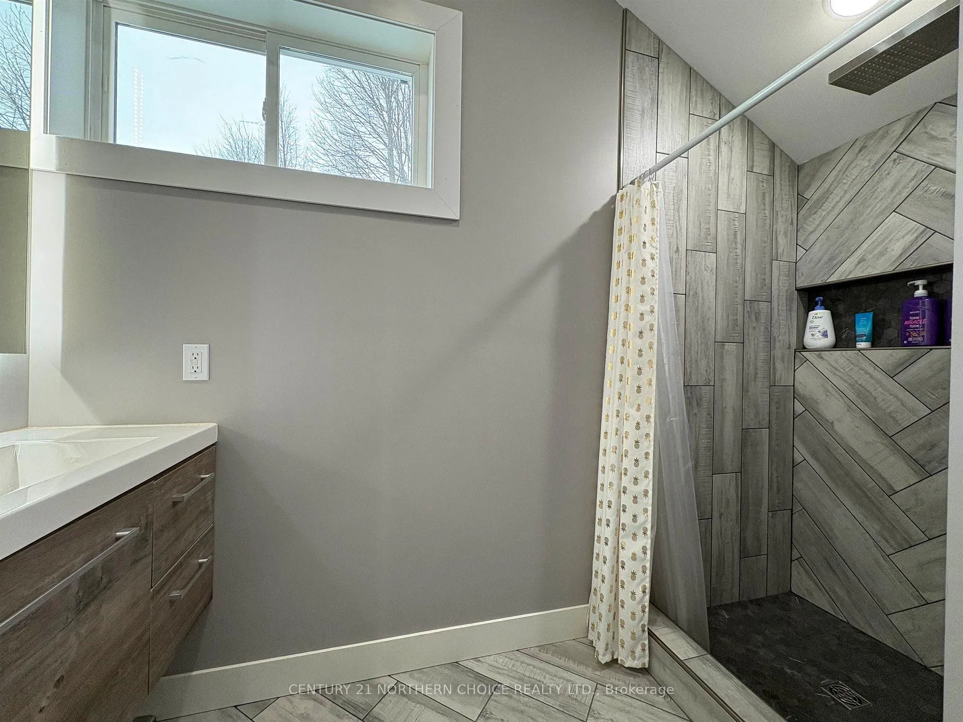 Photo 25 of 1026 Third Street E, Fort Frances — HOMEH