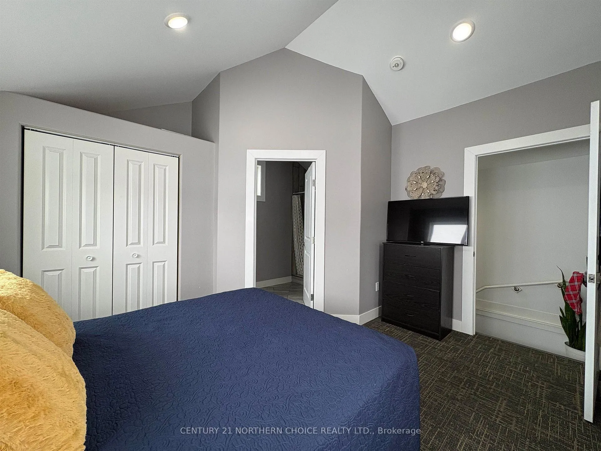 Photo 27 of 1026 Third Street E, Fort Frances — HOMEH