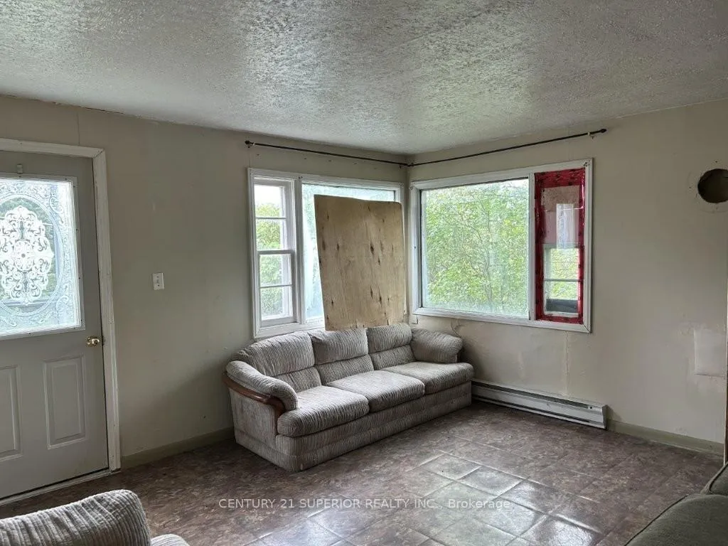 Photo 4 of 152 First Street, Nipigon — HOMEH