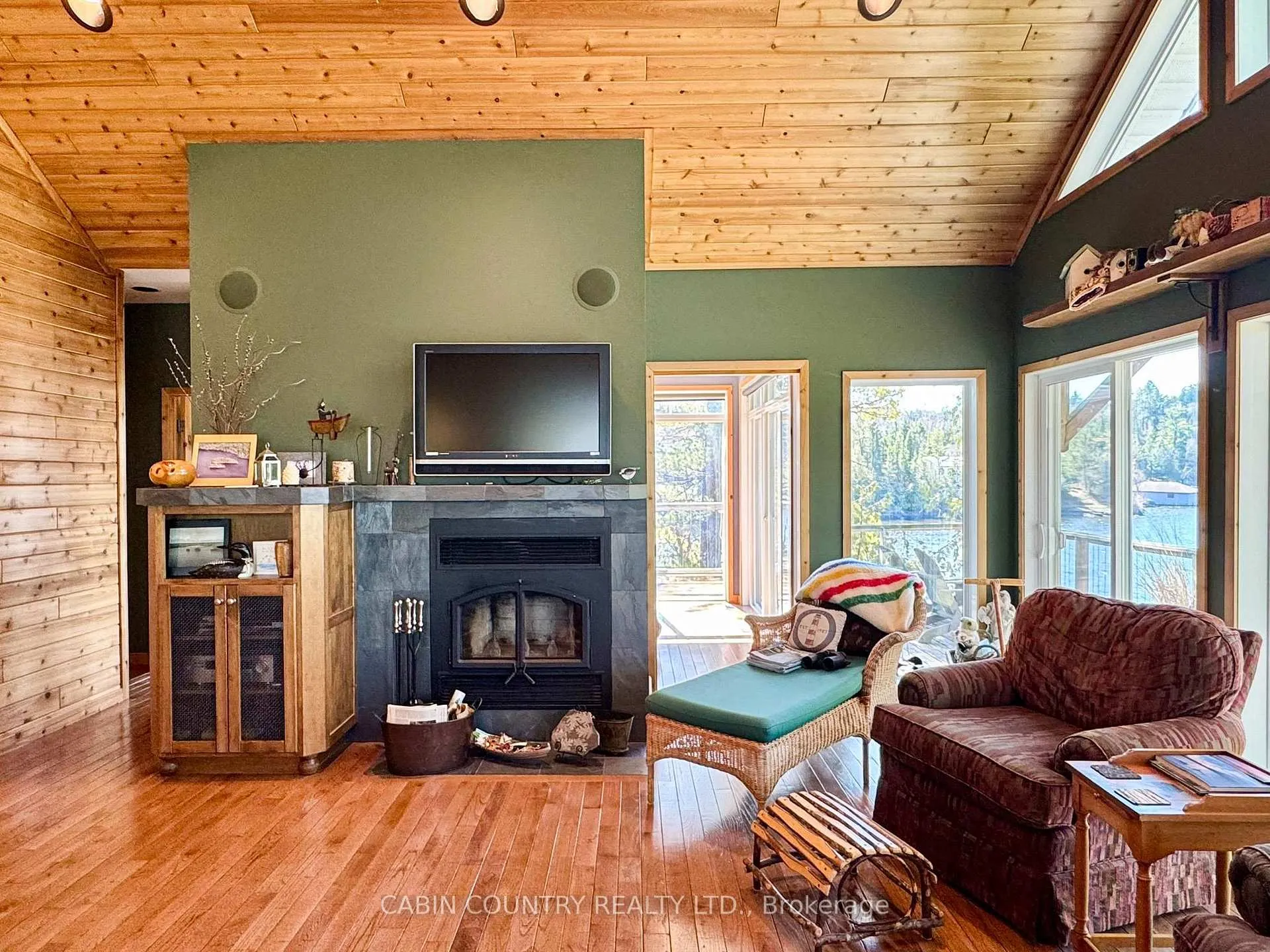 Photo 19 of Fantasy Island, Kenora Remote Area, Lake of the Woods North — HOMEH