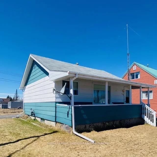 Photo 17 of 308 Ball park Crescent, Greenstone — HOMEH