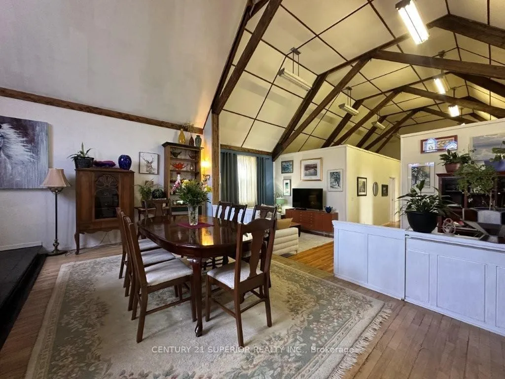 Photo 10 of 19 White Boulevard, Red Rock, TB-85 — HOMEH