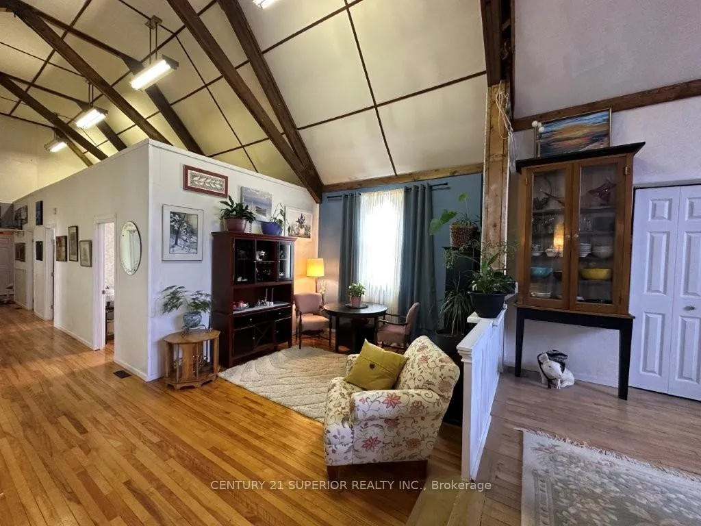 Photo 15 of 19 White Boulevard, Red Rock, TB-85 — HOMEH