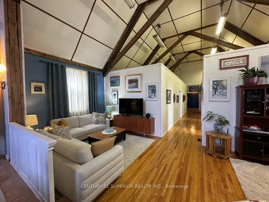 Photo 16 of 19 White Boulevard, Red Rock, TB-85 — HOMEH