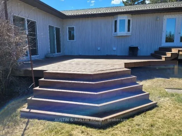 Photo 4 of 2 Lakeview Road, Dryden, Thunder Lake — HOMEH