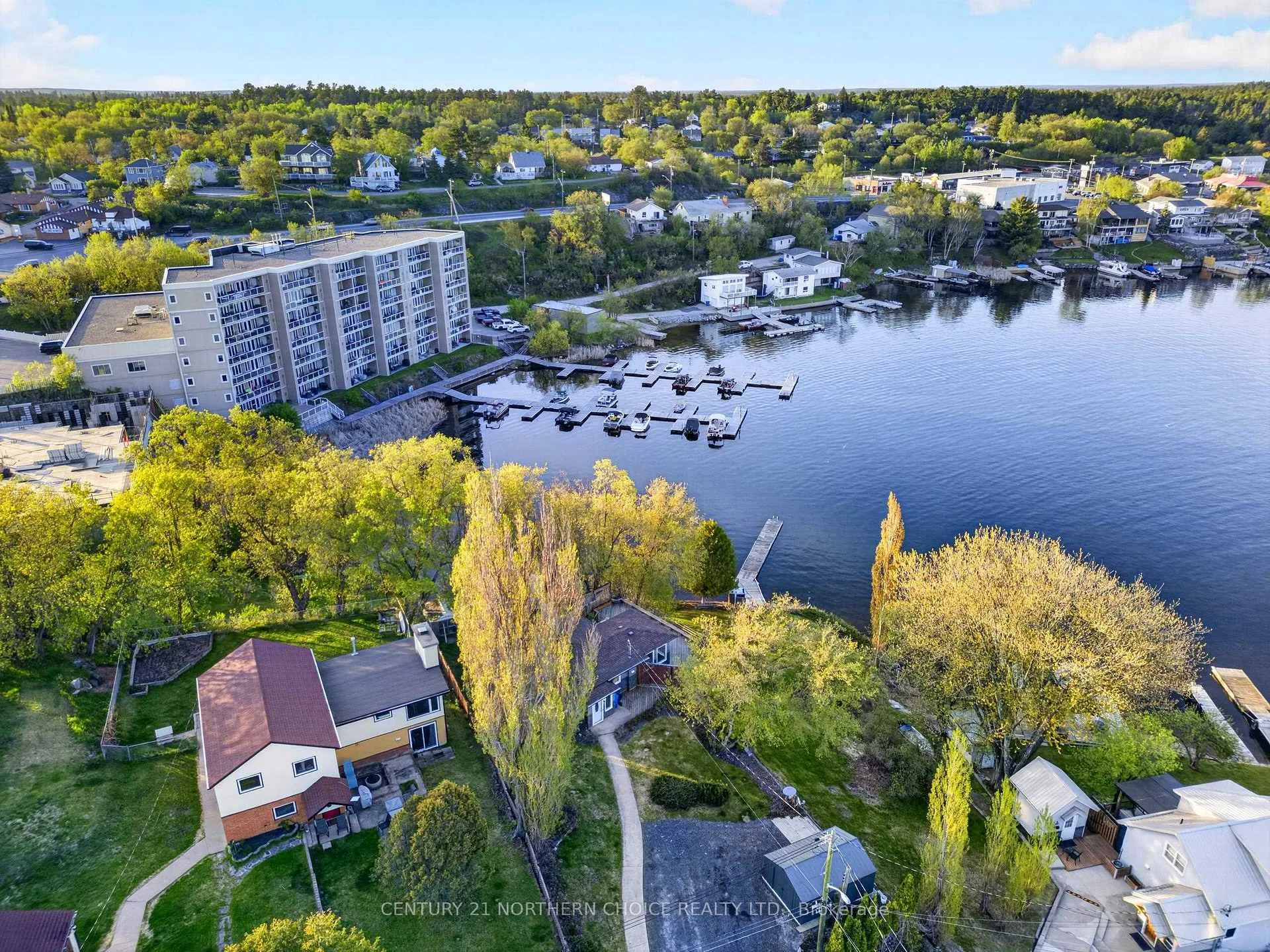 Photo 3 of 8 Minnesota Street, Kenora, Norman — HOMEH