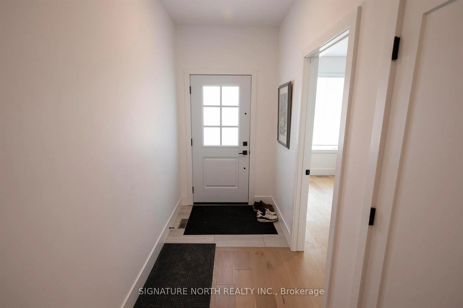 Photo 2 of 510 Gemstone Drive, Thunder Bay, Dawson Heights — HOMEH