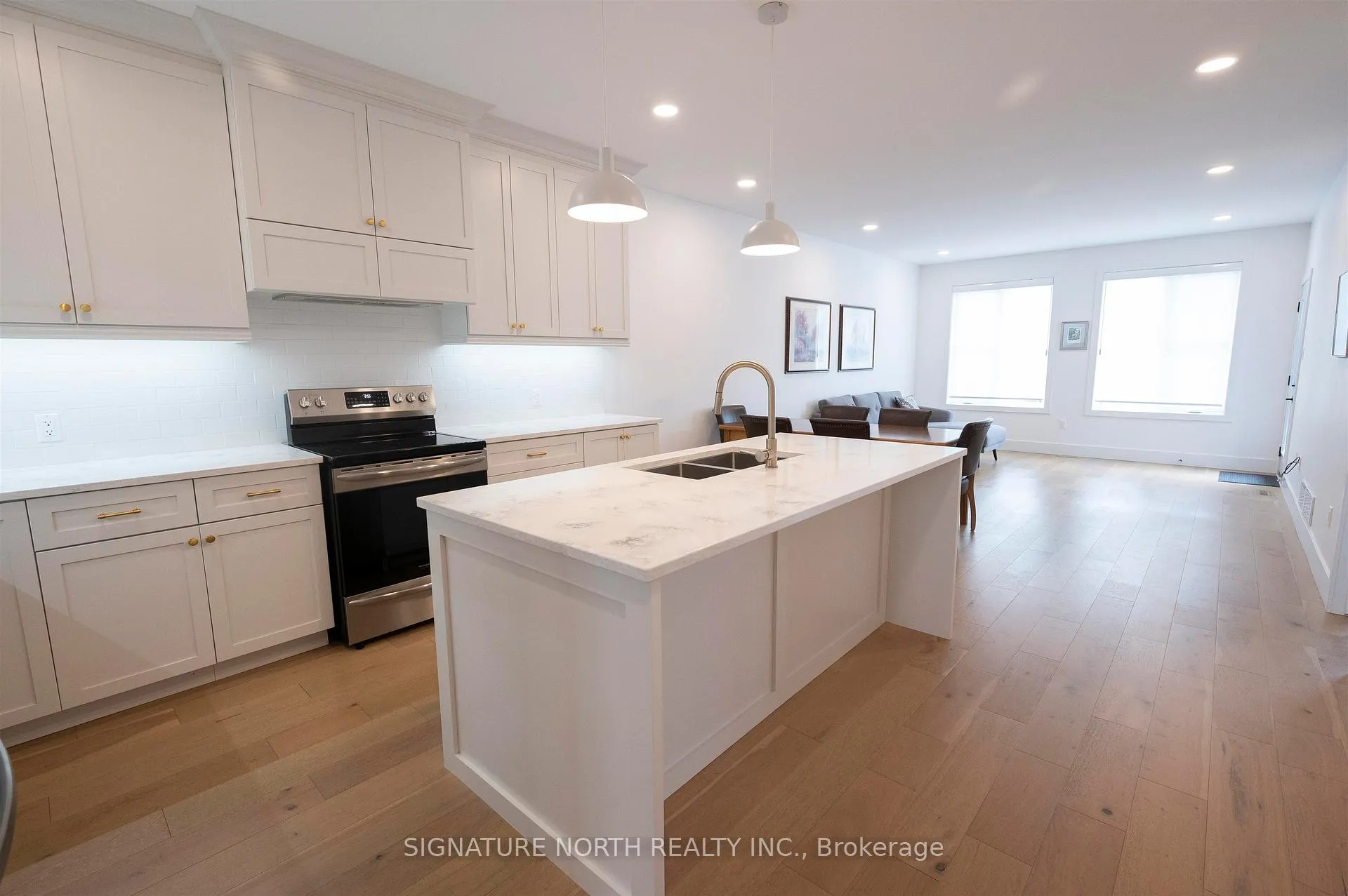 Photo 5 of 510 Gemstone Drive, Thunder Bay, Dawson Heights — HOMEH