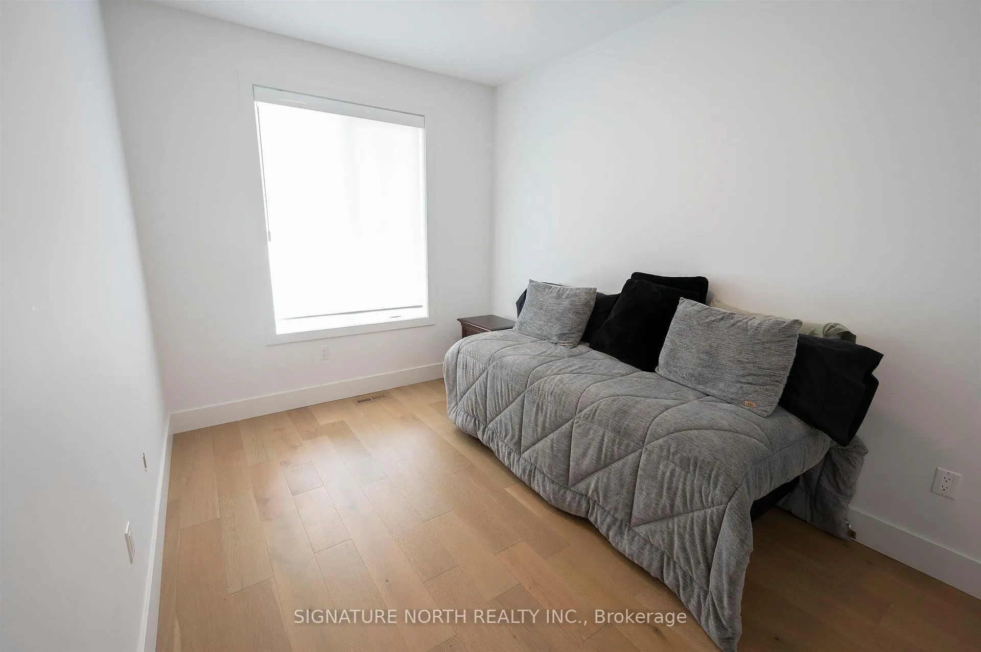 Photo 18 of 510 Gemstone Drive, Thunder Bay, Dawson Heights — HOMEH
