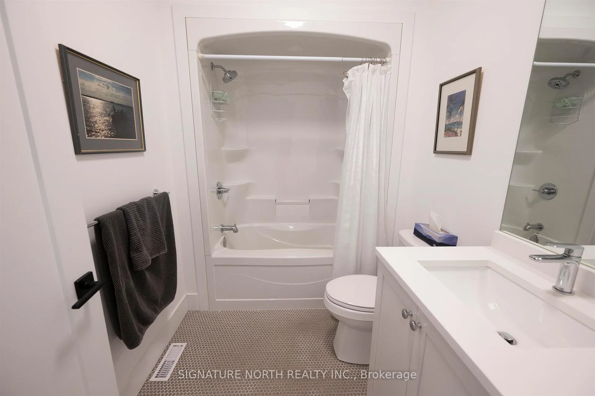 Photo 22 of 510 Gemstone Drive, Thunder Bay, Dawson Heights — HOMEH