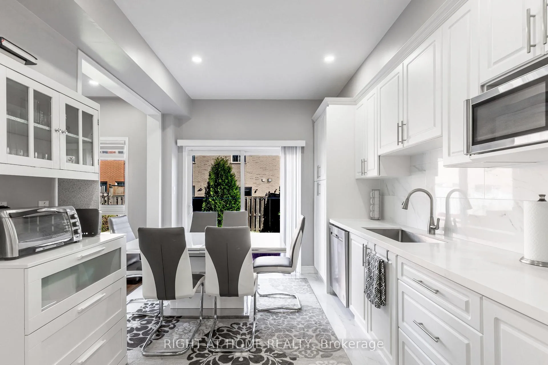 Photo 15 of 1107 Bonin Crescent, Milton, Clarke — HOMEH