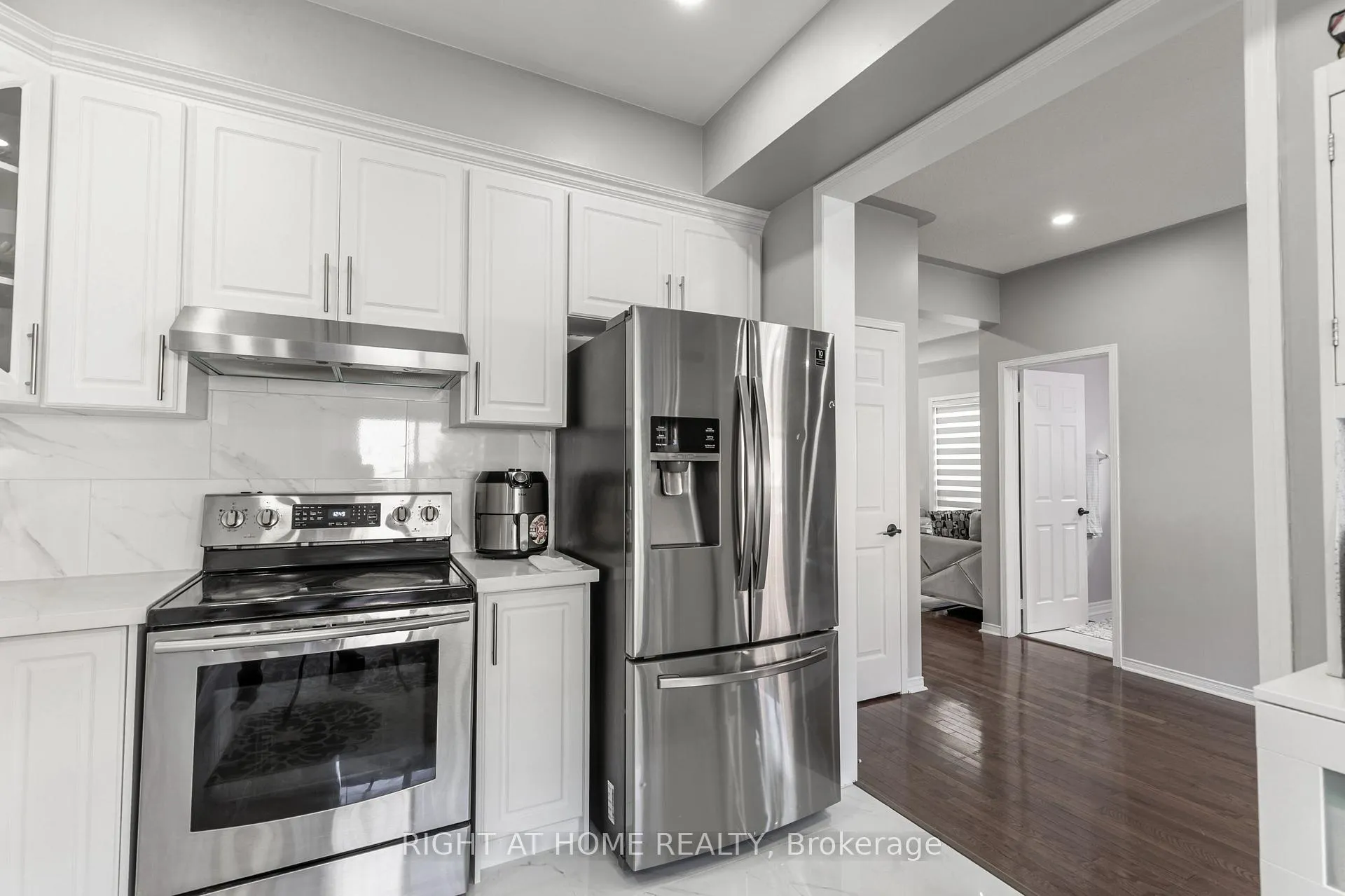 Photo 17 of 1107 Bonin Crescent, Milton, Clarke — HOMEH