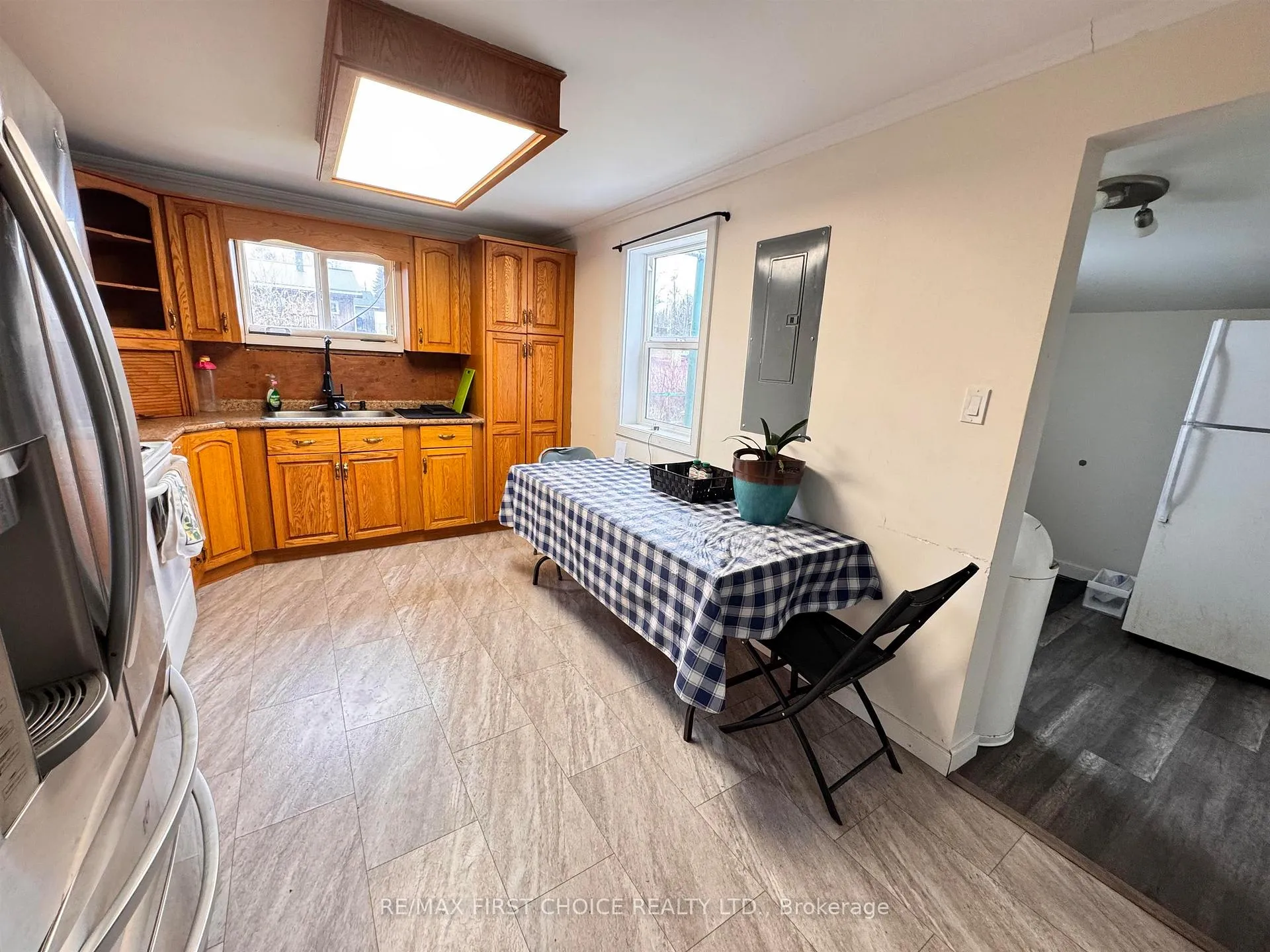 Photo 5 of 16 Birch Lane, Red Lake — HOMEH