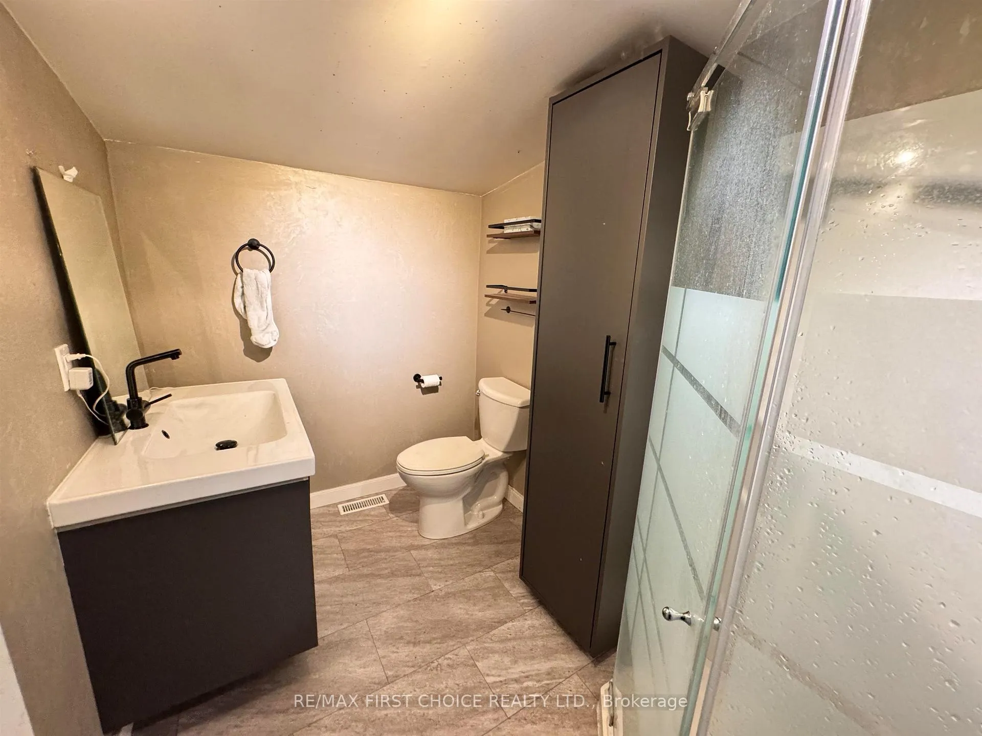 Photo 10 of 16 Birch Lane, Red Lake — HOMEH
