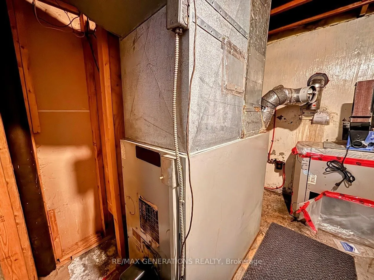 Photo 21 of 25 Neebig Avenue, Manitouwadge — HOMEH