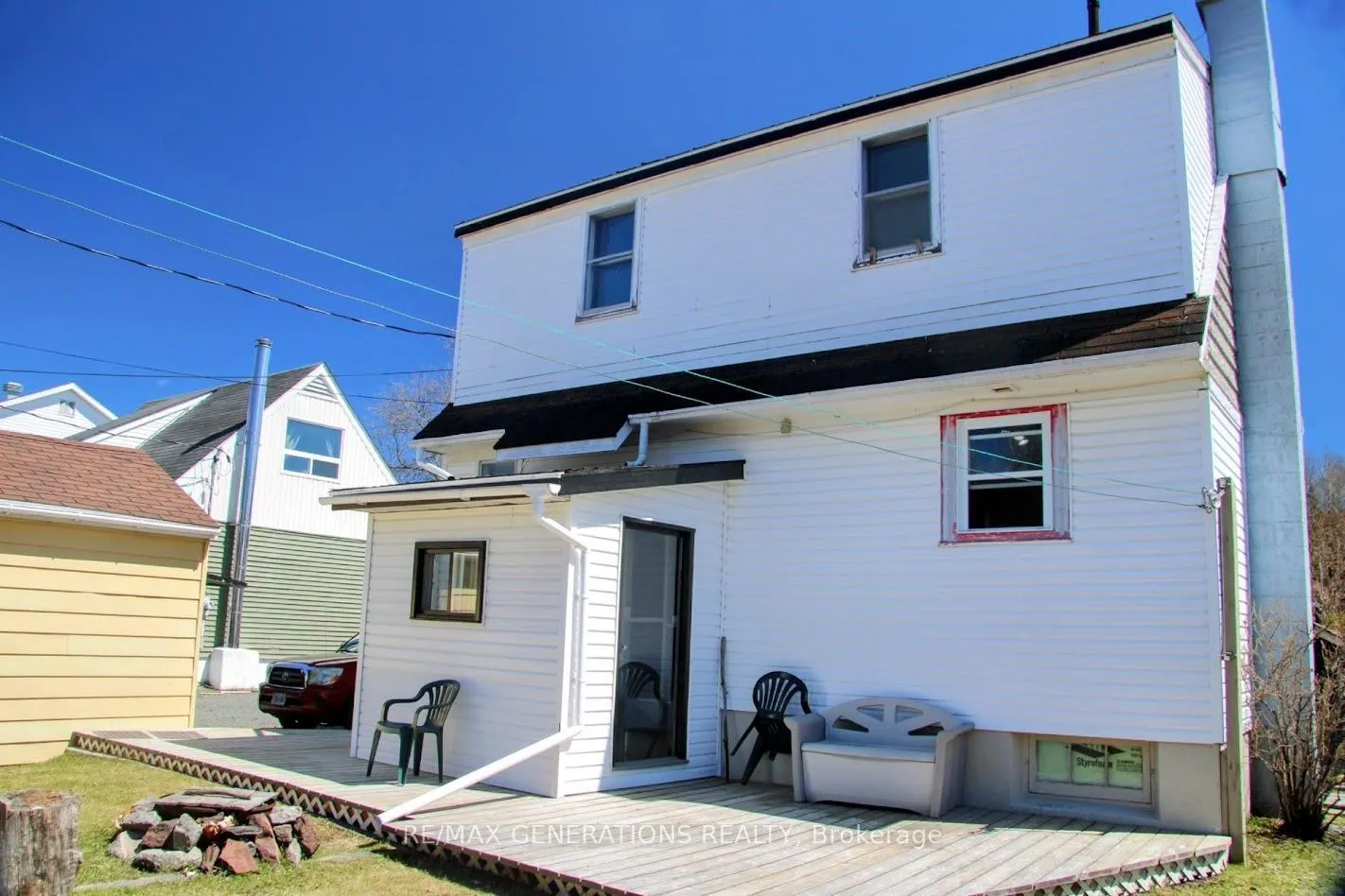 Photo 22 of 25 Neebig Avenue, Manitouwadge — HOMEH