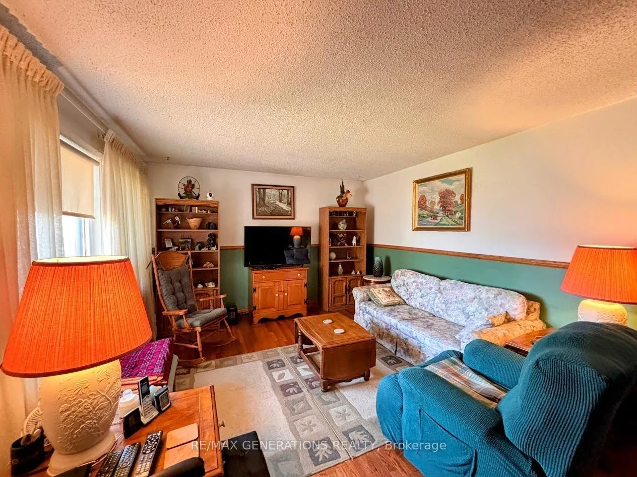 Photo 6 of 9 Swallow Drive, Manitouwadge, TB-73 — HOMEH