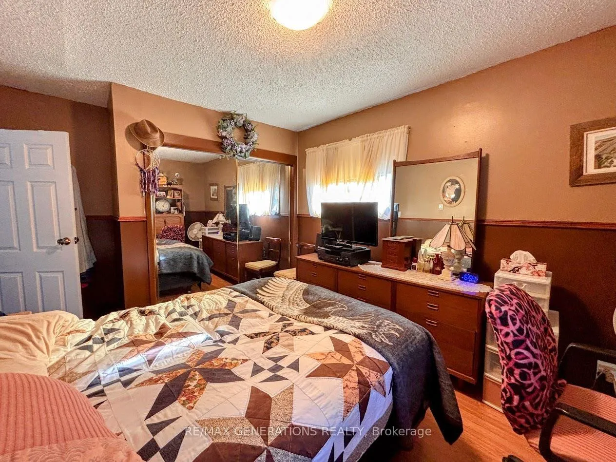 Photo 10 of 9 Swallow Drive, Manitouwadge, TB-73 — HOMEH