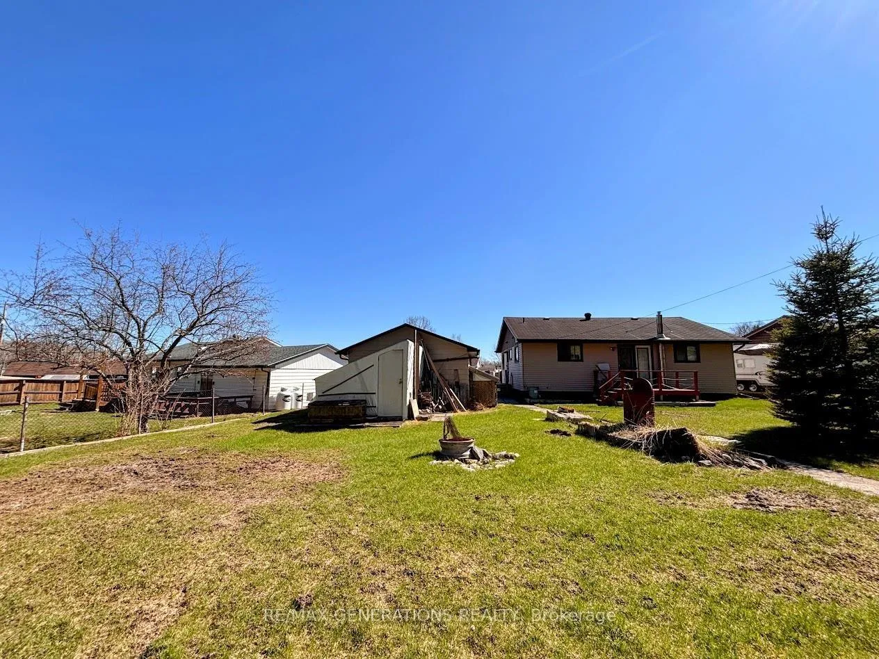Photo 30 of 9 Swallow Drive, Manitouwadge, TB-73 — HOMEH