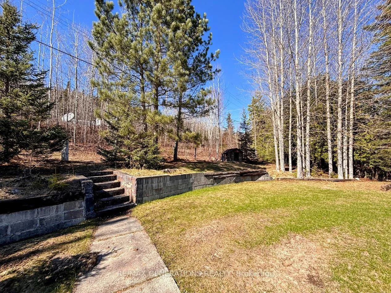 Photo 32 of 9 Swallow Drive, Manitouwadge, TB-73 — HOMEH