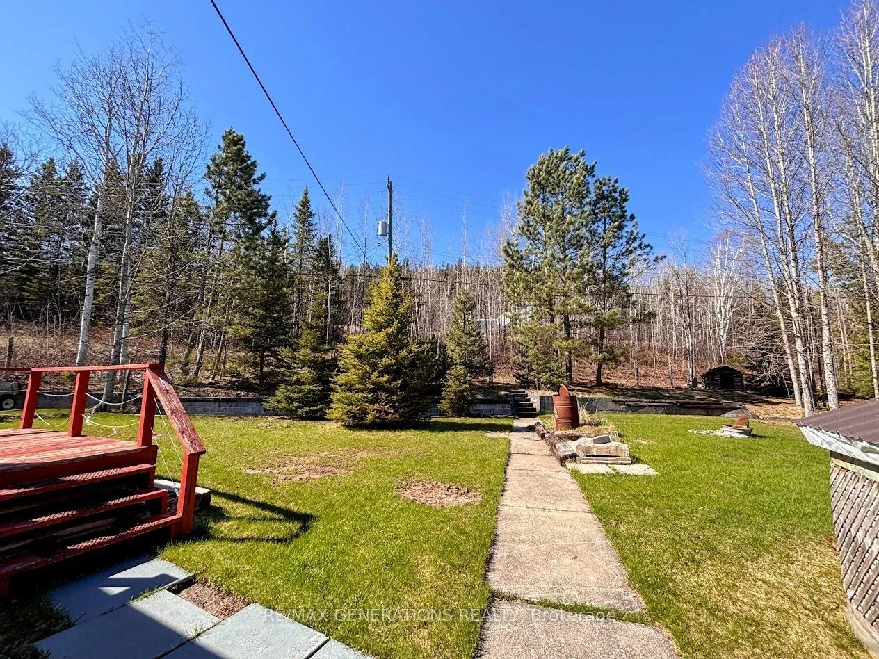 Photo 34 of 9 Swallow Drive, Manitouwadge, TB-73 — HOMEH