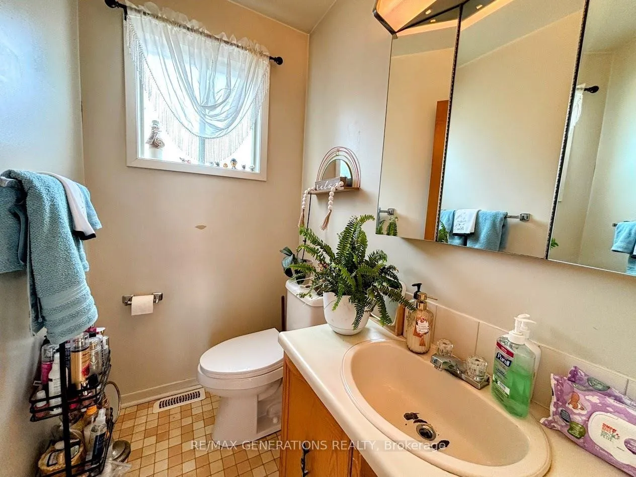 Photo 8 of 80 Matachewan Road, Manitouwadge, TB-73 — HOMEH