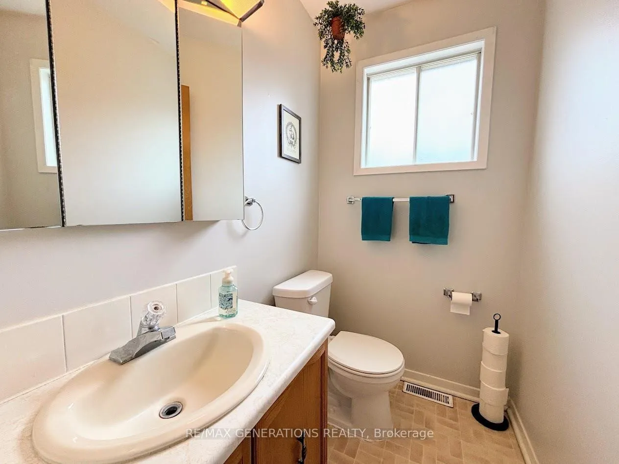 Photo 27 of 80 Matachewan Road, Manitouwadge, TB-73 — HOMEH