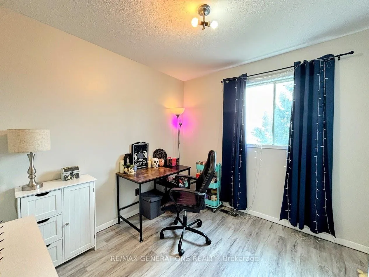 Photo 31 of 80 Matachewan Road, Manitouwadge, TB-73 — HOMEH